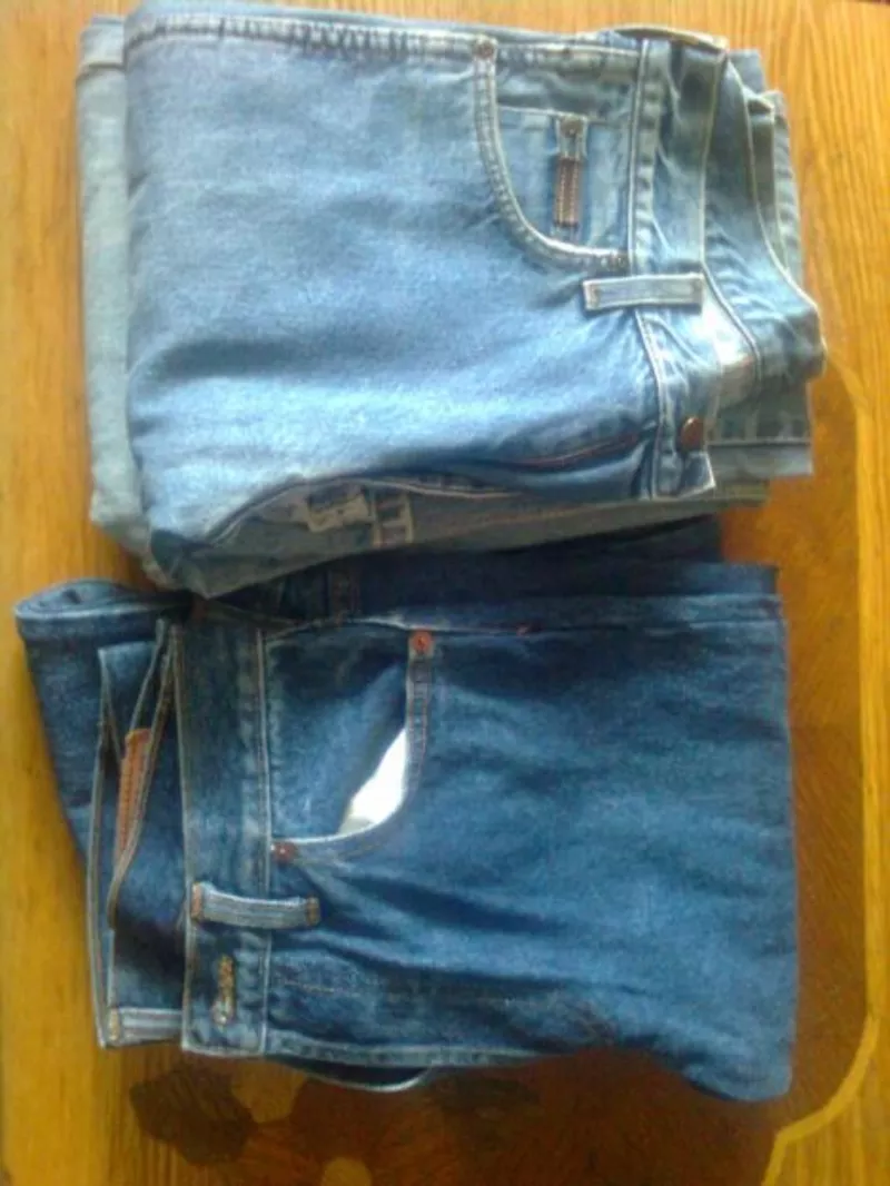 Продаю старые джинсы